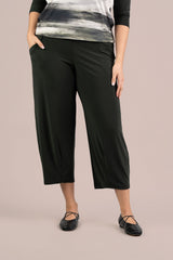 Narrow Lantern Pant