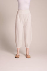Narrow Lantern Pant
