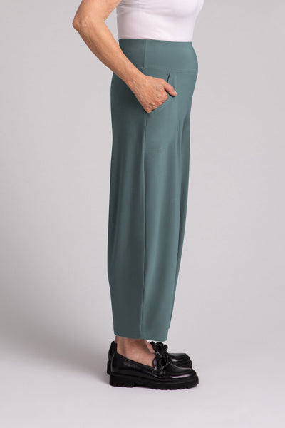 Narrow Lantern Pant Plus