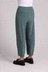 Narrow Lantern Pant Plus