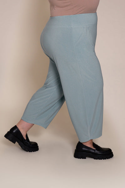 Narrow Lantern Pant Plus