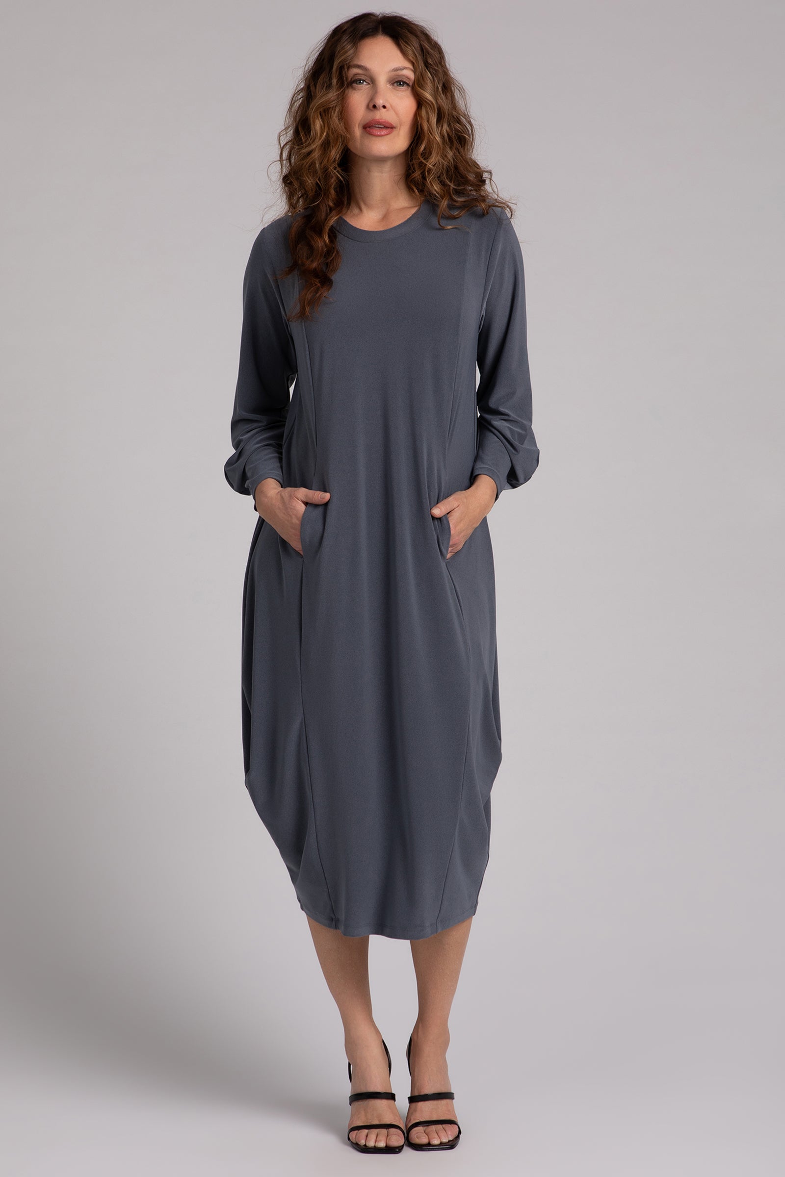 Easy Crew Neck Lantern Dress | Melange Gunmetal | Sympli