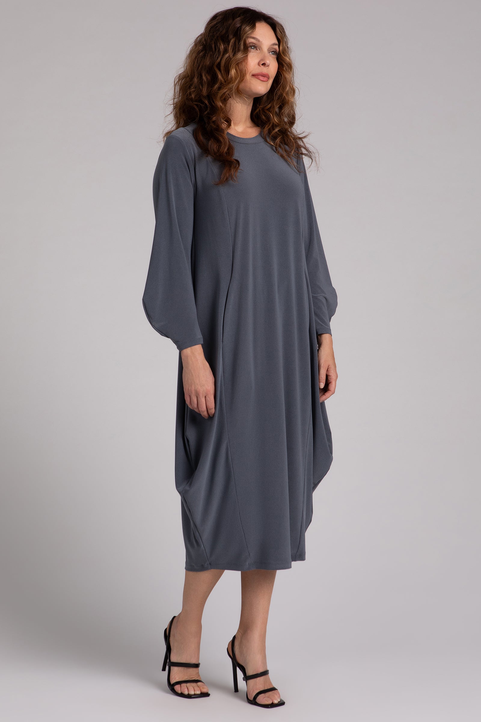 Easy Crew Neck Lantern Dress | Melange Gunmetal | Sympli