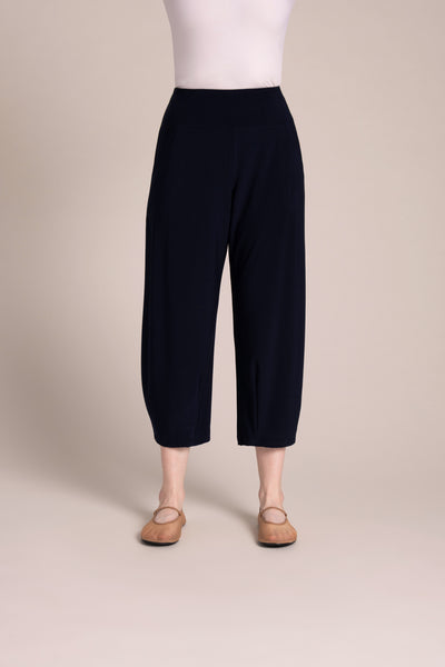 Narrow Lantern Pant