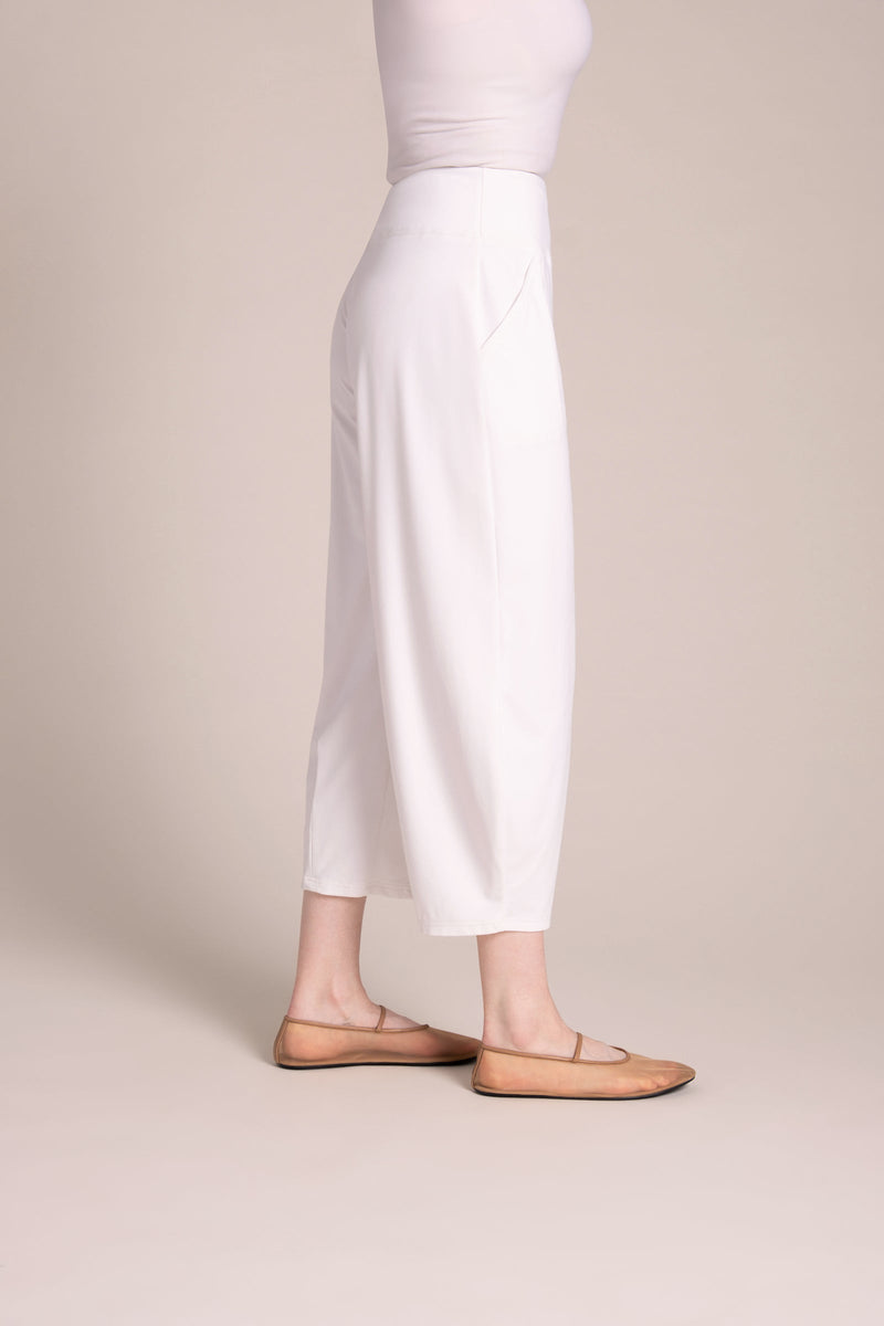 Narrow Lantern Pant