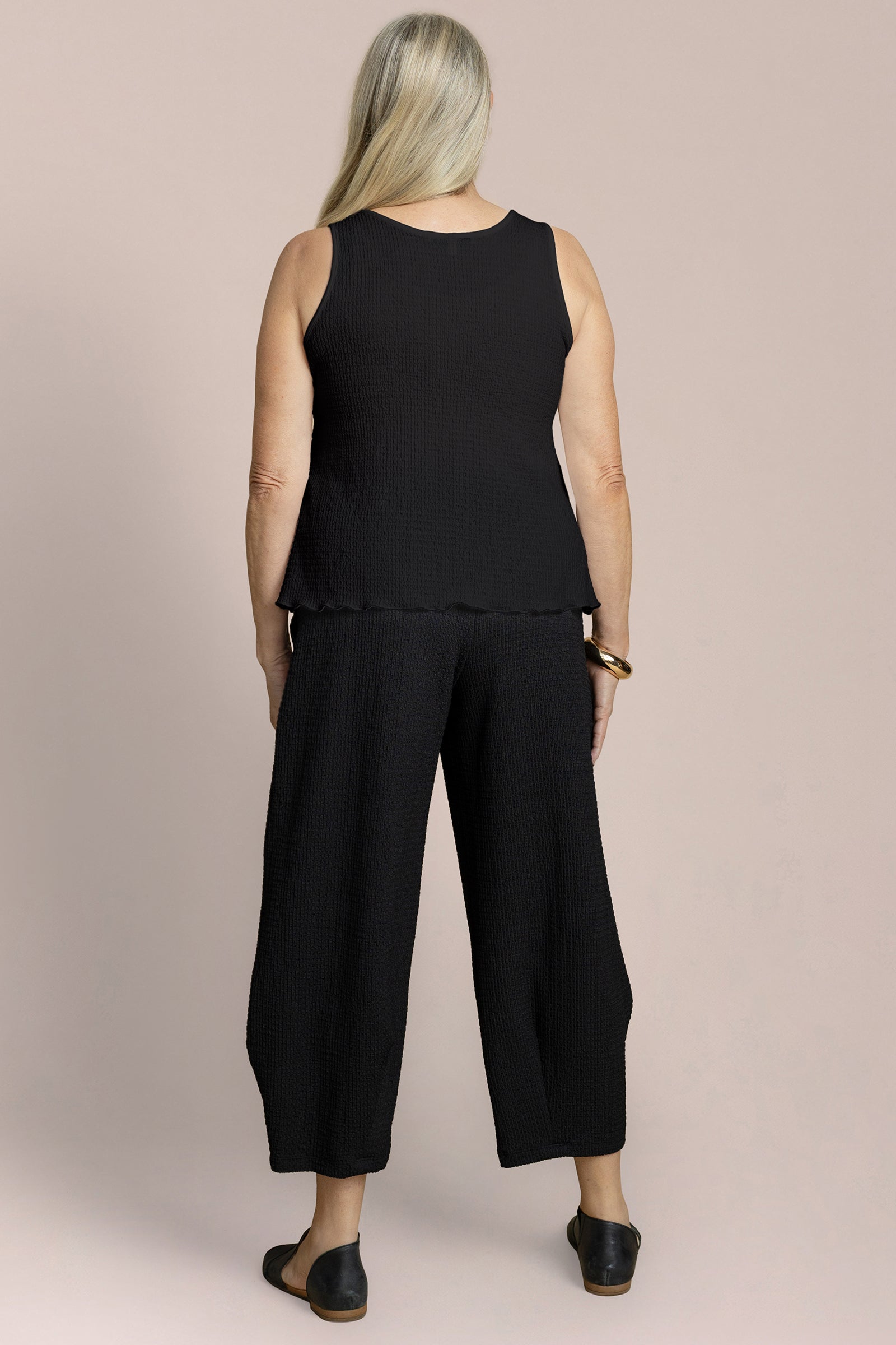 Nu Pop V-Neck  Tank