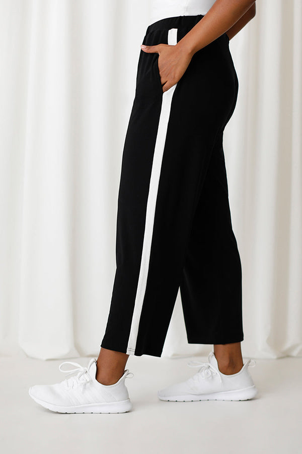 Black-Wht
