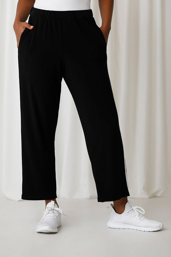 Black-Wht